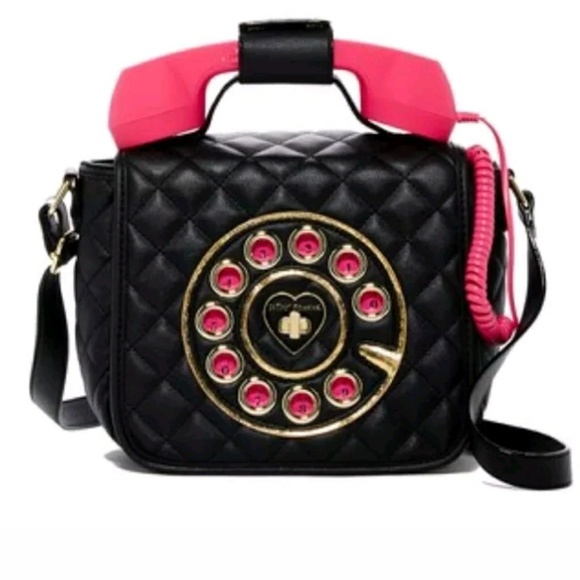 Betsey Johnson Handbags - Betsey Johnson Phone Ouilted Crossbody bag
